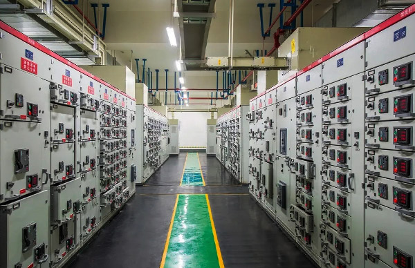 遠(yuǎn)卓配電柜廠家